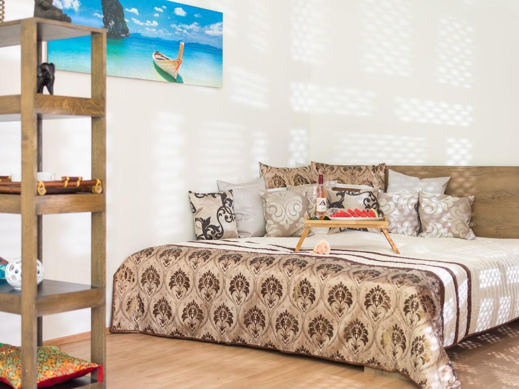 Thai World Apartment Spilberk II Брно Экстерьер фото